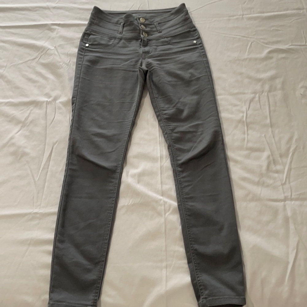 Women’s refuge jeans